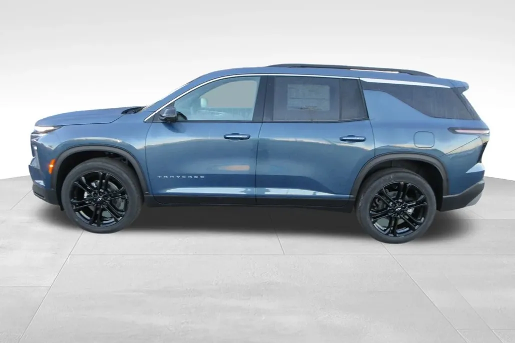 2026 Chevrolet Traverse photo 1