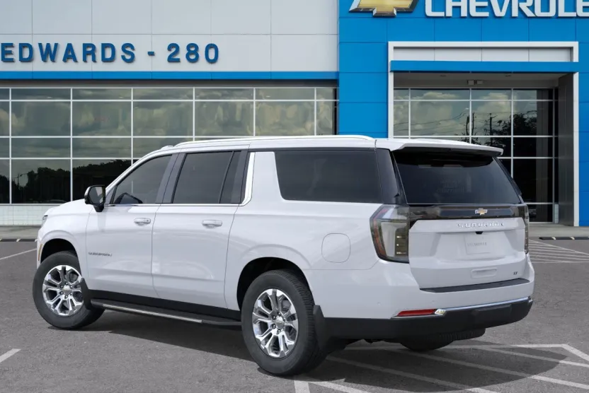 2025 Chevrolet Suburban LT photo 1