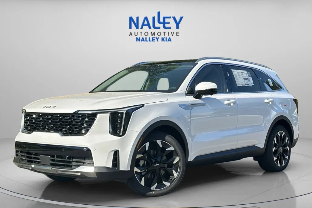 2025 Kia Sorento SX photo 1