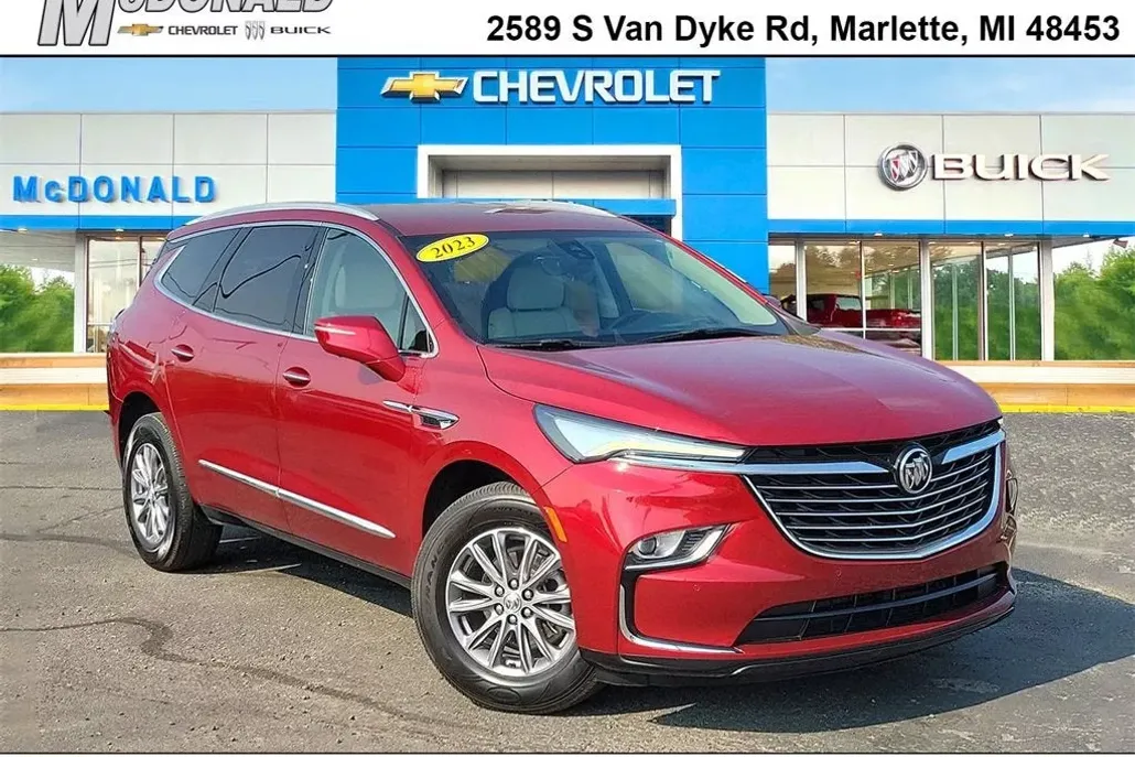 2023 Buick Enclave Premium photo 1