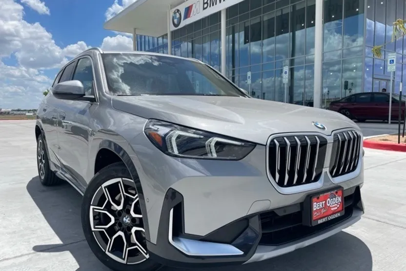 2025 Bmw X1 XDrive28i photo 1