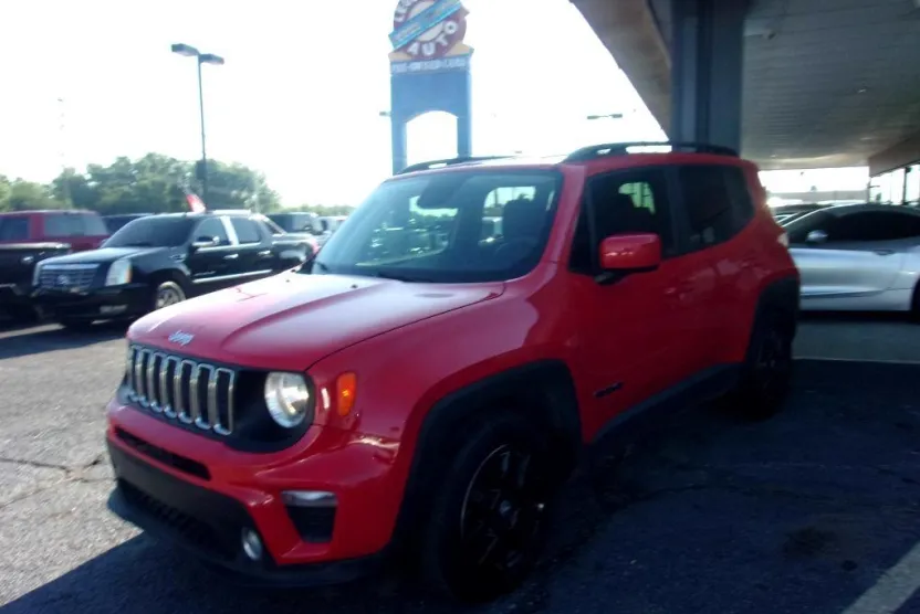 2019 Jeep Renegade Latitude photo 1