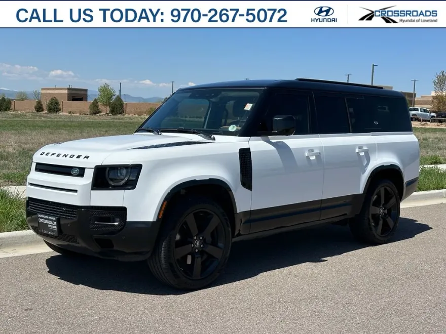 2023 Land Rover Defender 130 X-Dynamic SE photo 1