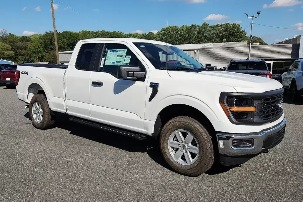 2025 Ford F-150 XL photo 1