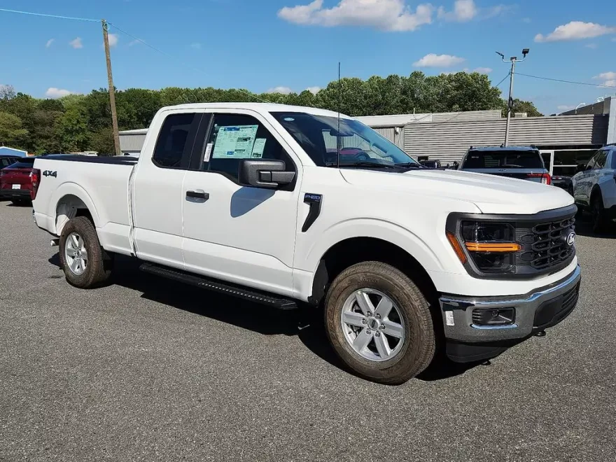 2025 Ford F-150 XL photo 1