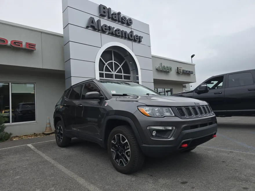 2020 Jeep Compass Trailhawk photo 1