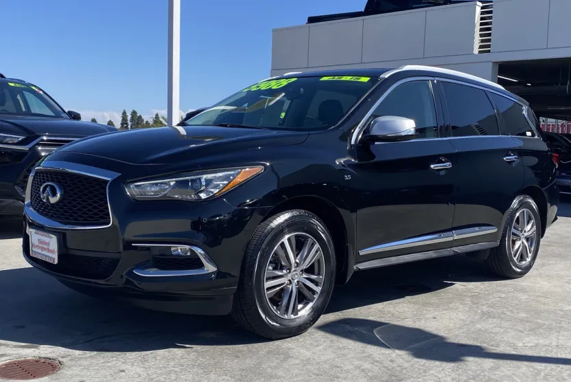 2020 Infiniti QX60 Luxe photo 1