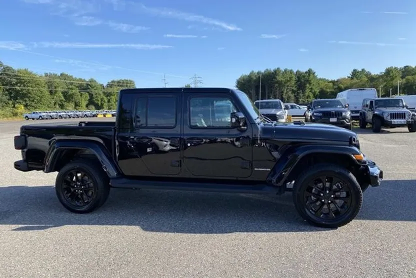 2022 Jeep Gladiator High Altitude photo 1