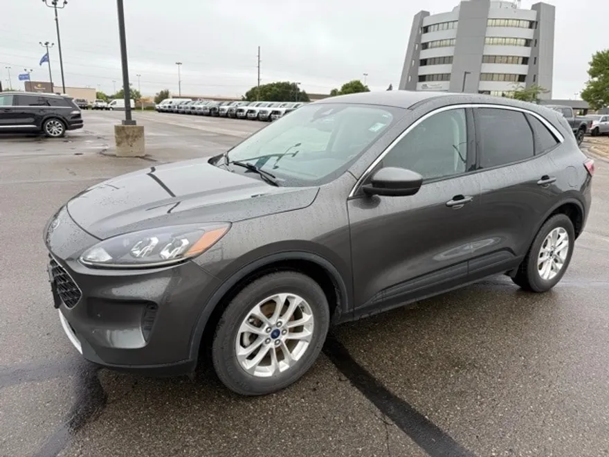2020 Ford Escape SE photo 1
