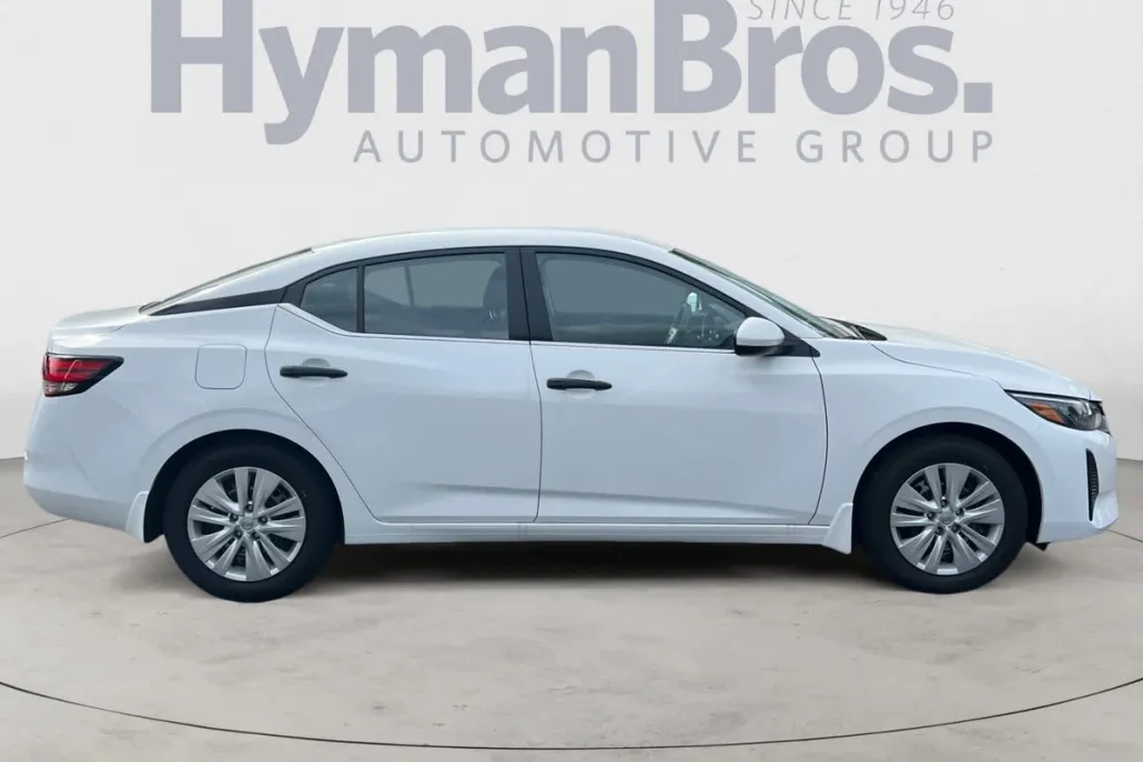 2025 Nissan Sentra S photo 1