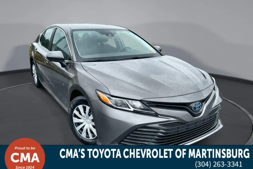 2020 Toyota Camry Hybrid LE photo 1