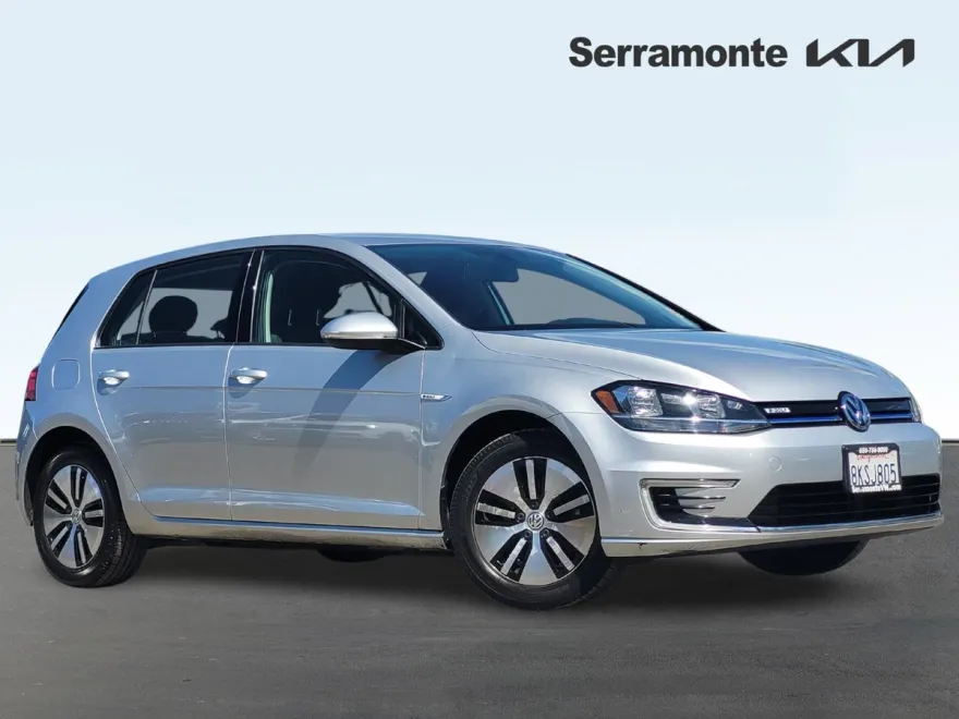 2019 Volkswagen e-Golf SE photo 1