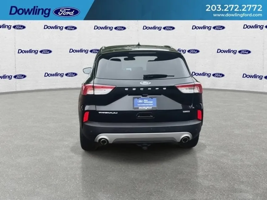 2020 Ford Escape Titanium Hybrid photo 1
