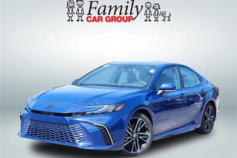 2025 Toyota Camry XSE photo 1