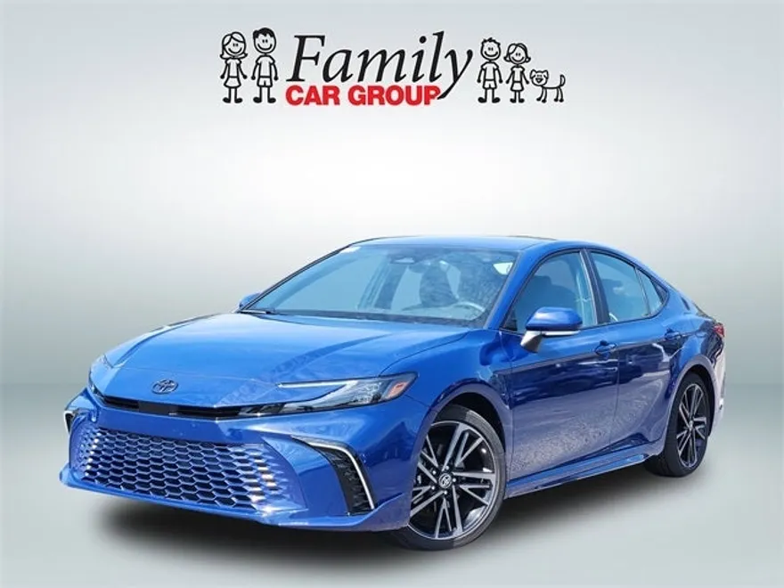 2025 Toyota Camry XSE photo 1