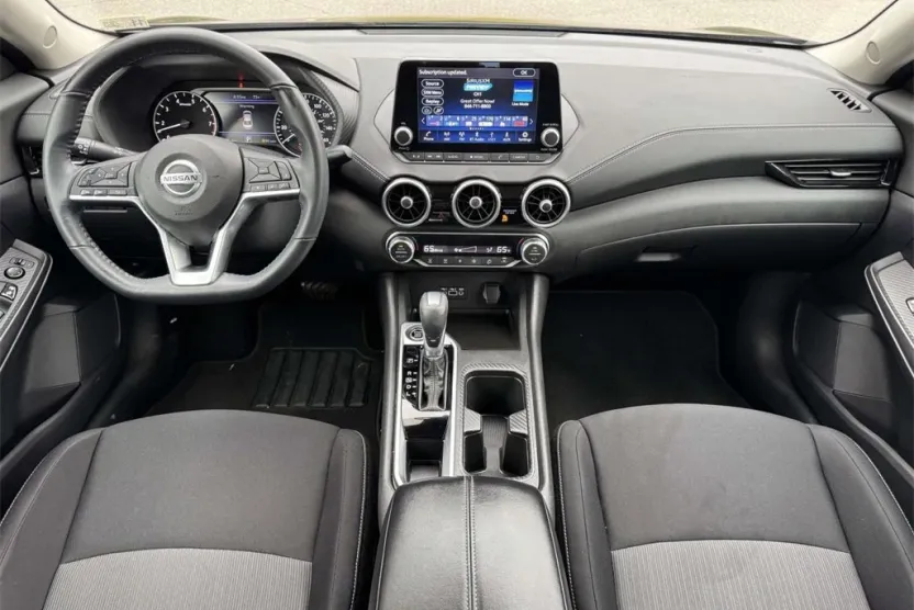 2021 Nissan Sentra SV photo 1