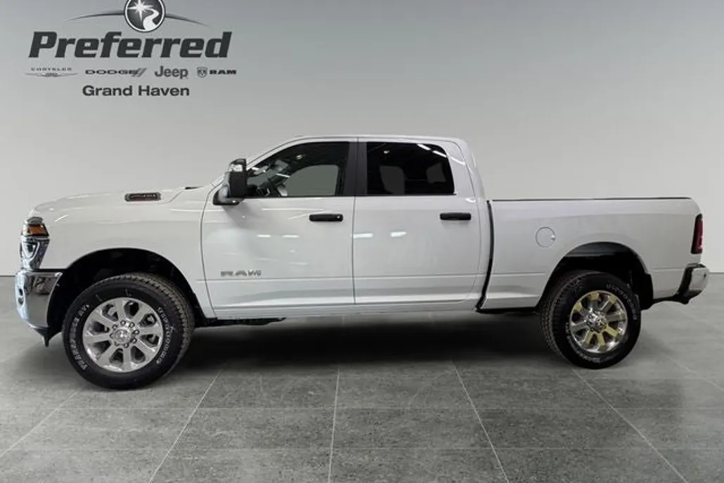 2026 Ram 2500 Big Horn photo 1