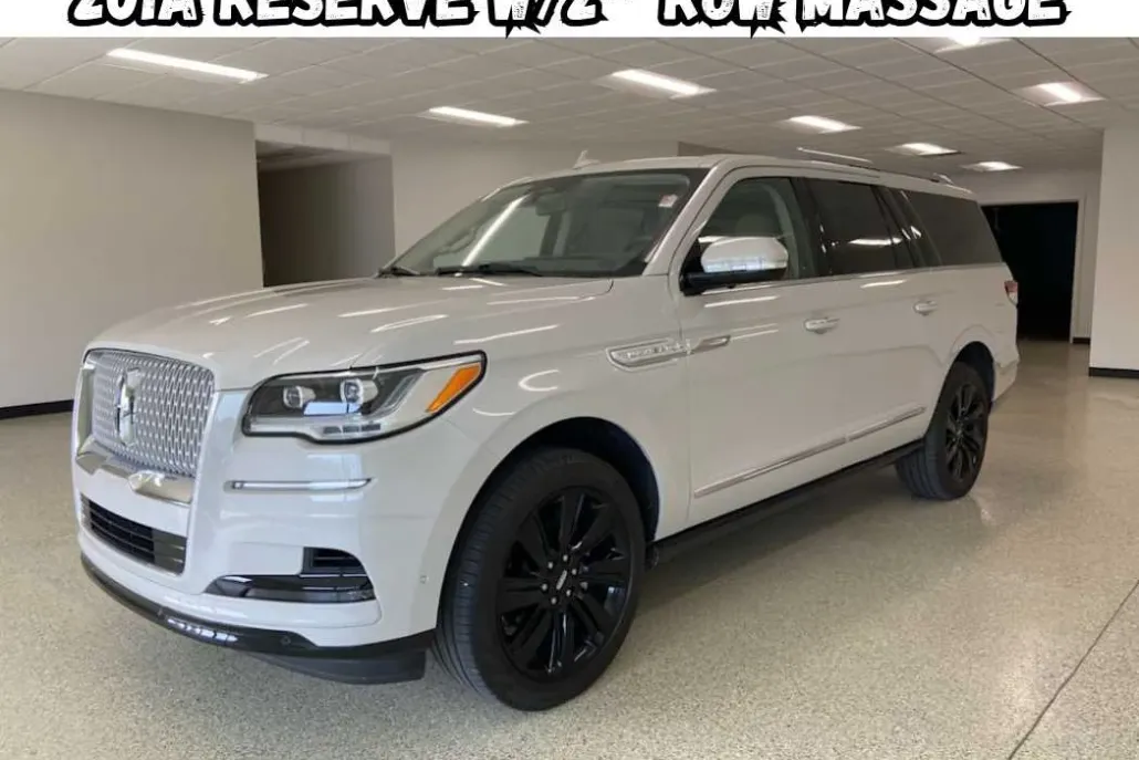 2024 Lincoln Navigator L Reserve photo 1