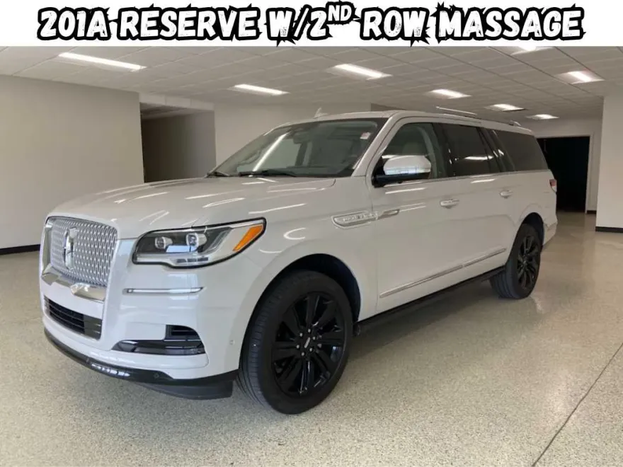 2024 Lincoln Navigator L Reserve photo 1