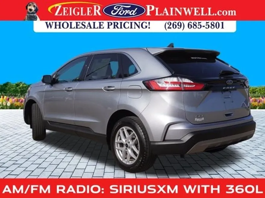2023 Ford Edge SEL photo 1
