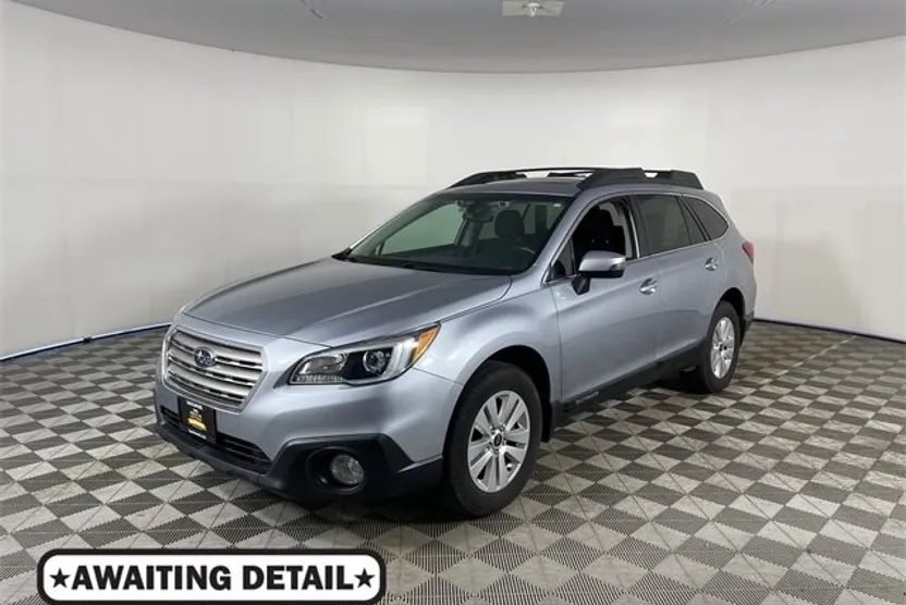 2017 Subaru Outback 2.5i Premium photo 1