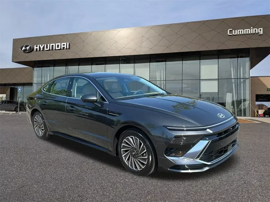 2025 Hyundai Sonata Hybrid Limited photo 1