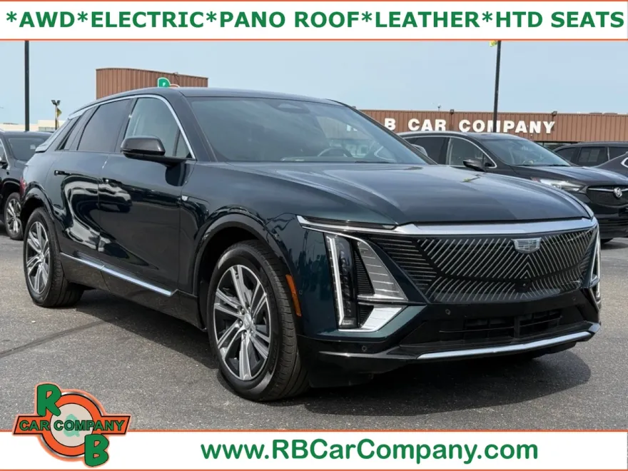 2024 Cadillac Lyriq Luxury photo 1
