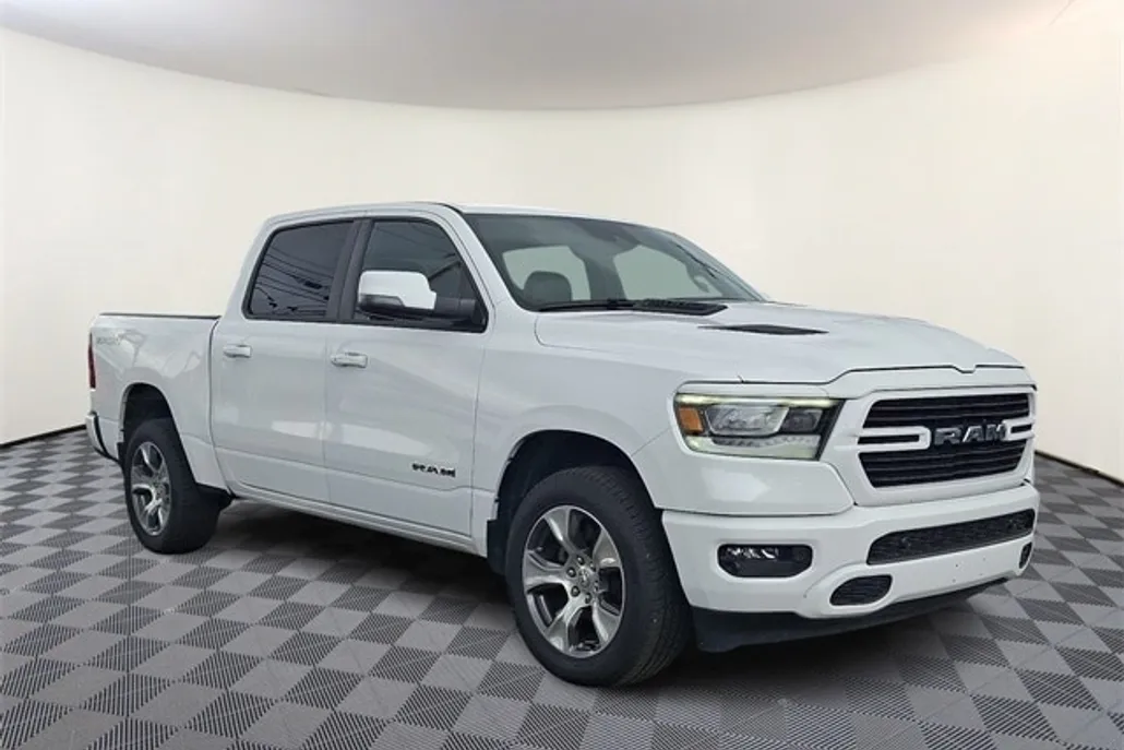 2023 Ram 1500 Laramie photo 1
