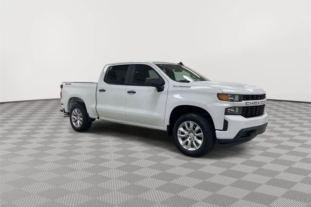 2020 Chevrolet Silverado 1500 Custom photo 1
