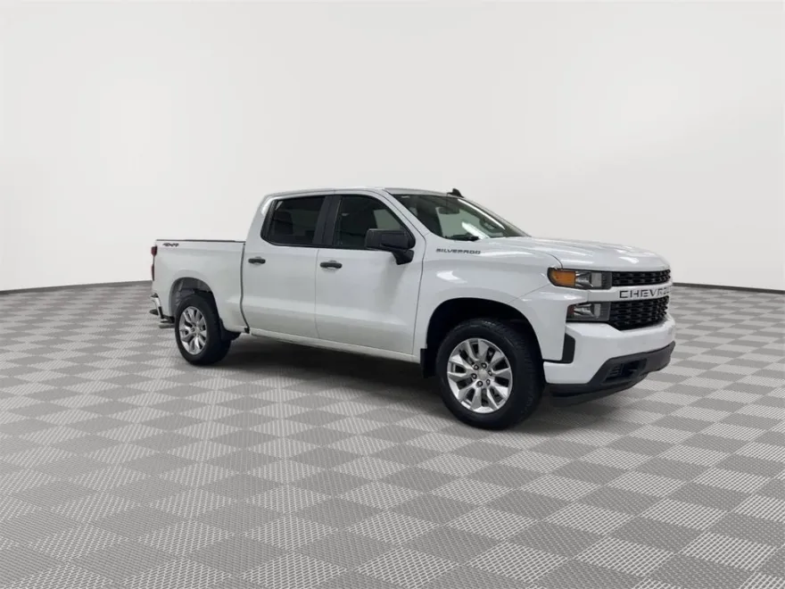 2020 Chevrolet Silverado 1500 Custom photo 1