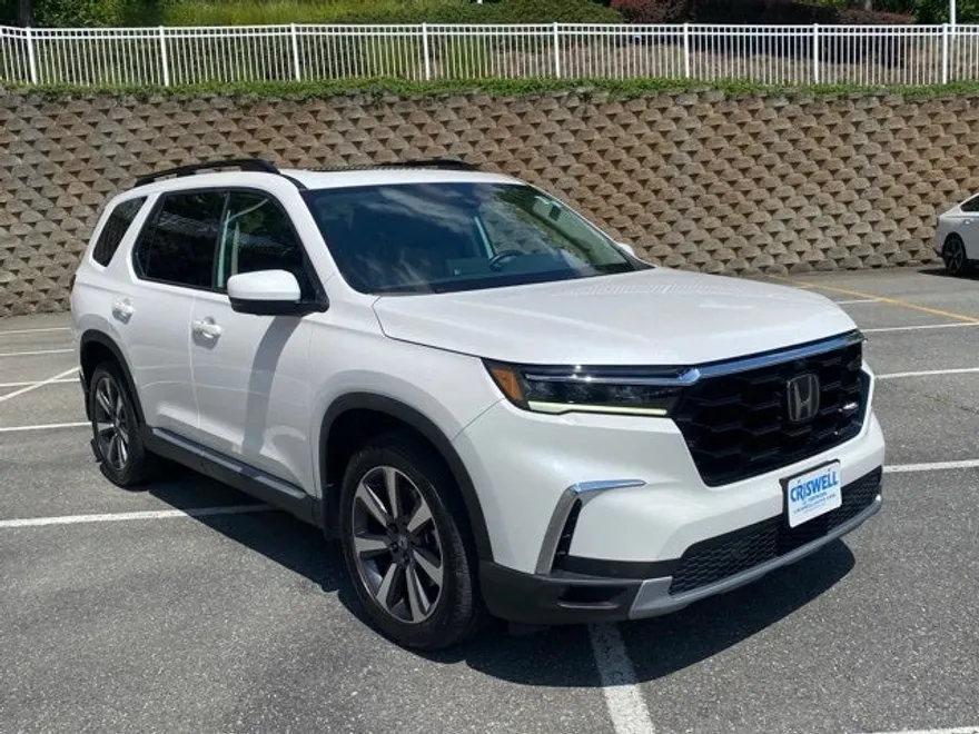 2023 Honda Pilot Elite photo 1