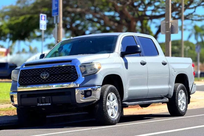 2019 Toyota Tundra SR5 CrewMax photo 1