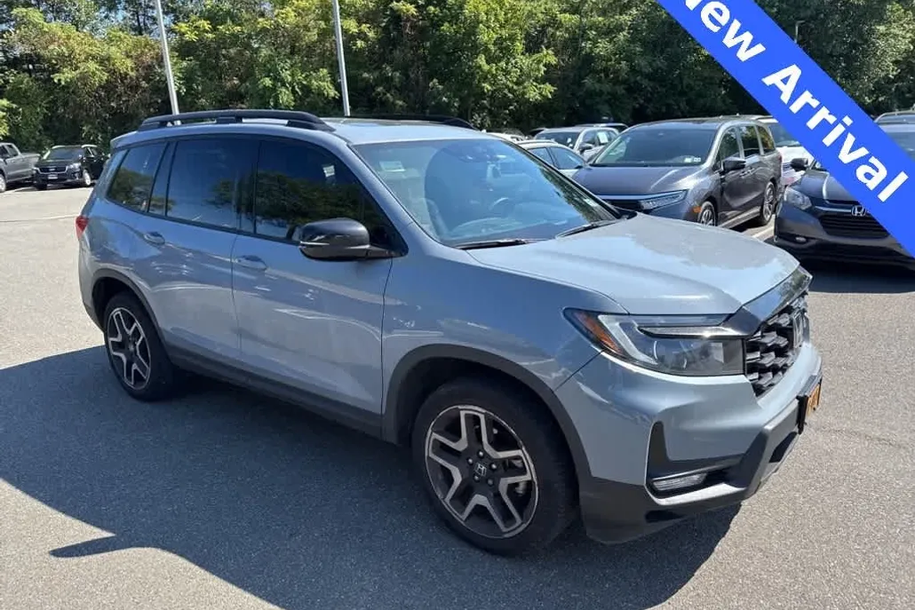 2022 Honda Passport Elite photo 1