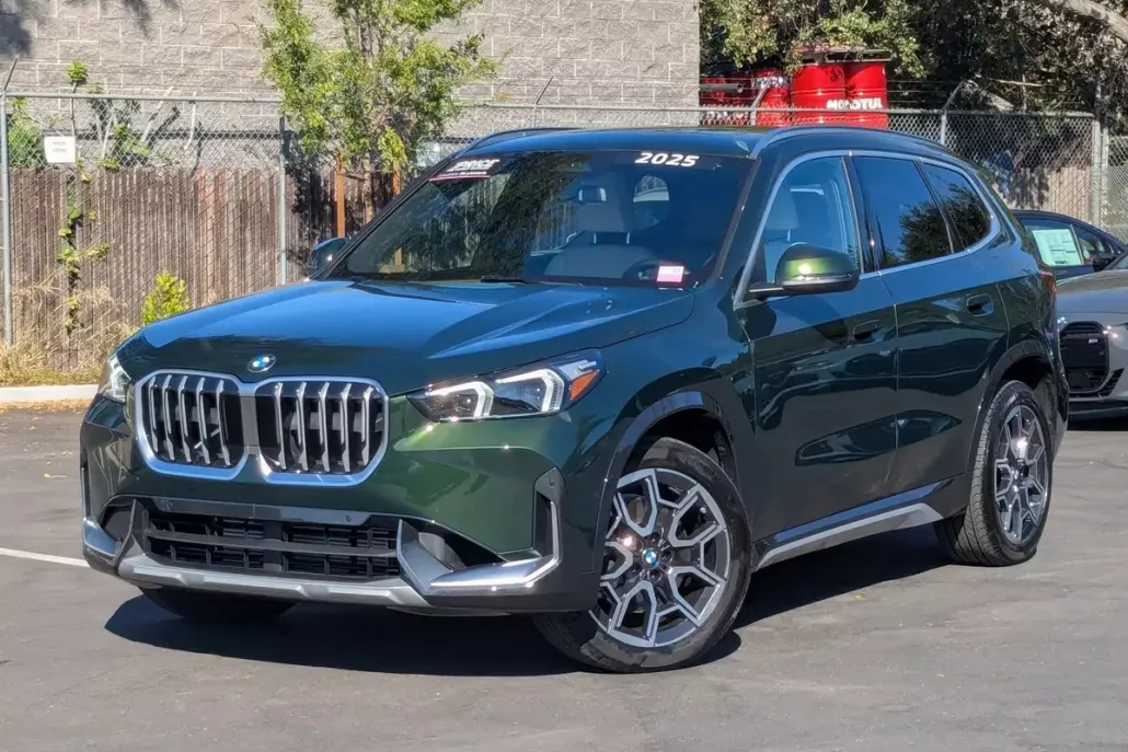 2025 Bmw X1 XDrive28i photo 1