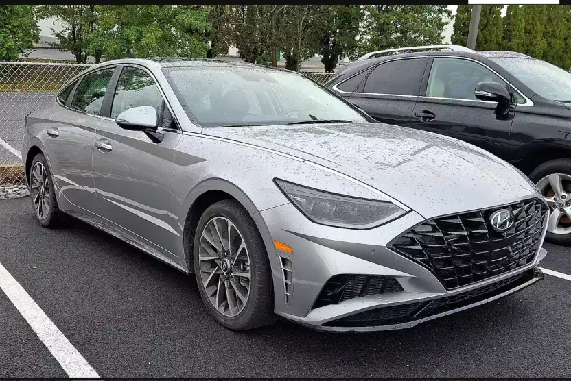 2020 Hyundai Sonata Limited photo 1