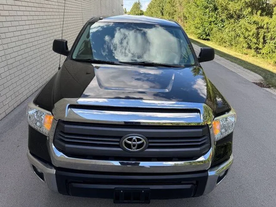 2014 Toyota Tundra SR5 photo 1