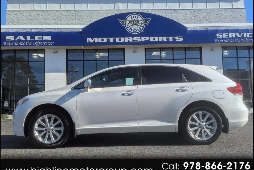 2012 Toyota Venza XLE photo 1