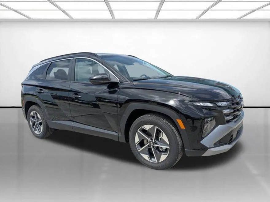 2025 Hyundai Tucson SEL photo 1