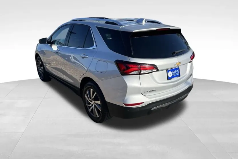 2022 Chevrolet Equinox Premier photo 1