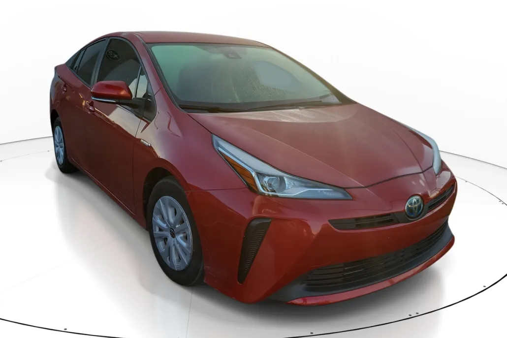 2022 Toyota Prius L Eco photo 1