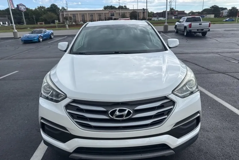 2018 Hyundai Santa Fe Sport Base photo 1