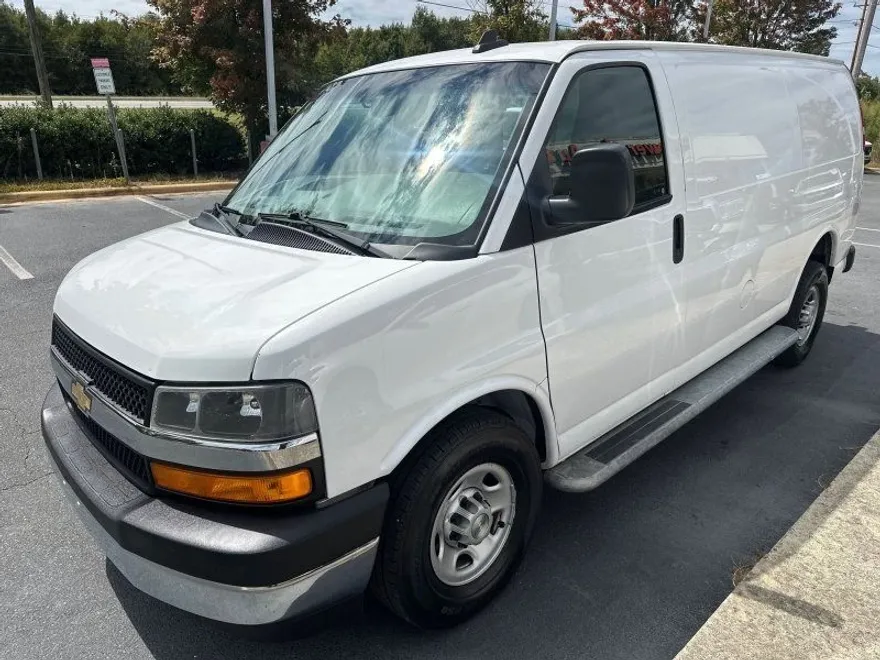 2020 Chevrolet Express 2500 Cargo photo 1