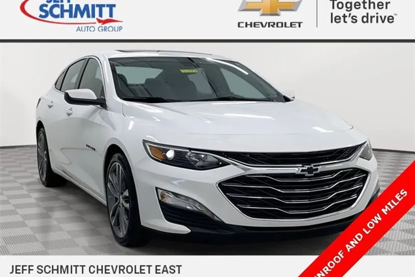 2022 Chevrolet Malibu 1LT photo 1