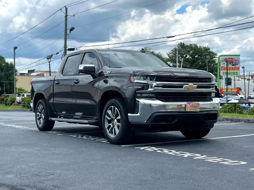 2019 Chevrolet Silverado 1500 LT photo 1
