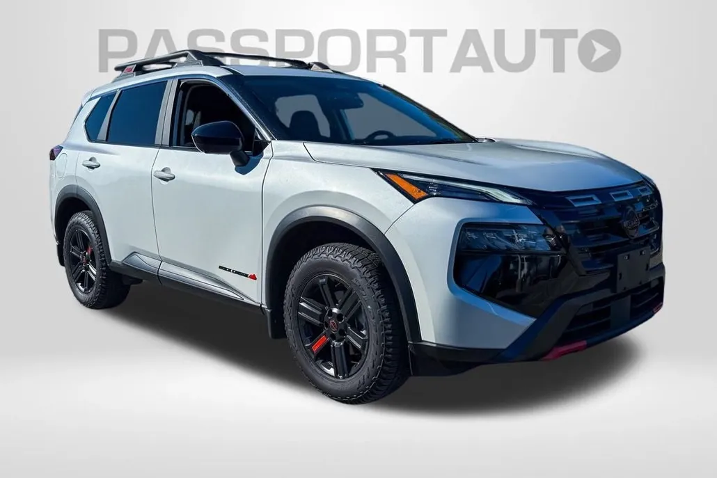 2025 Nissan Rogue photo 1