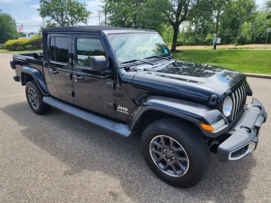 2020 Jeep Gladiator Overland photo 1