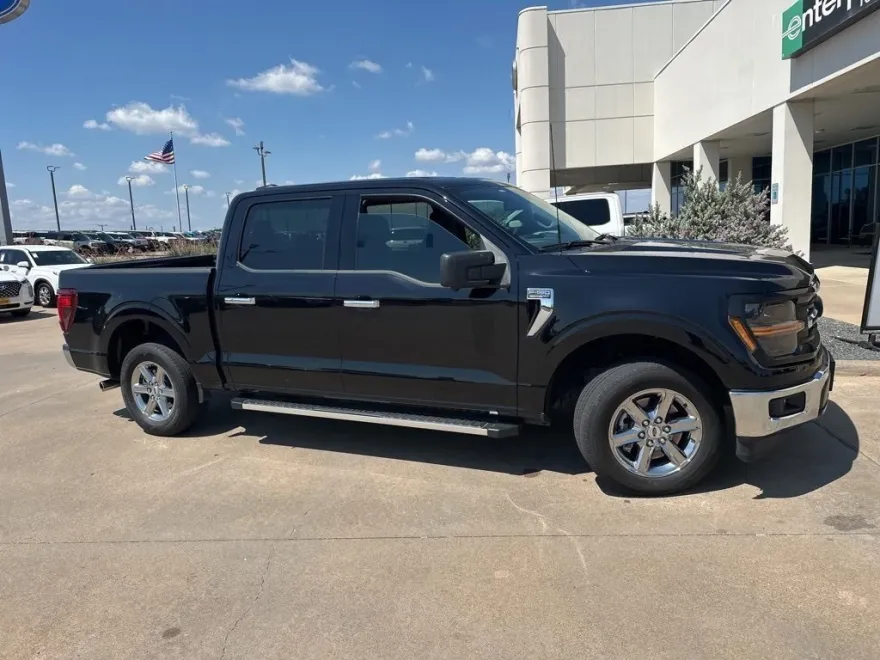 2024 Ford F-150 XLT photo 1
