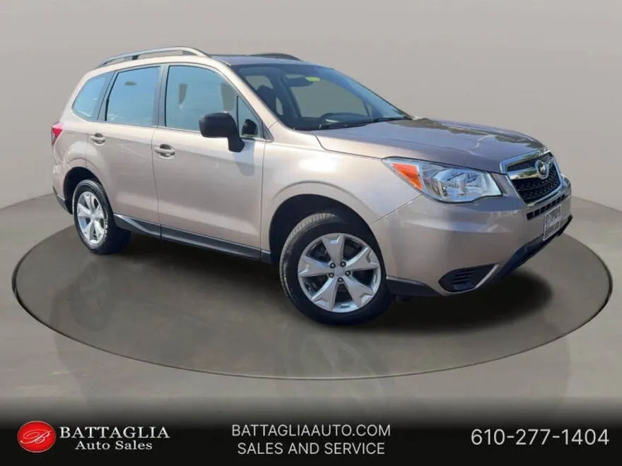 2015 Subaru Forester 2.5i photo 1