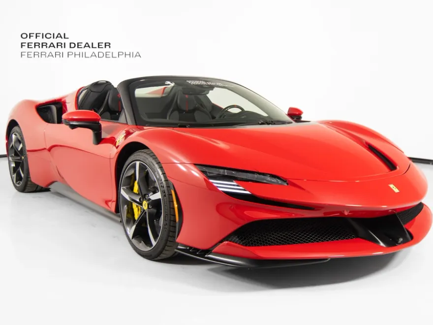 2025 Ferrari SF90 Spider photo 1
