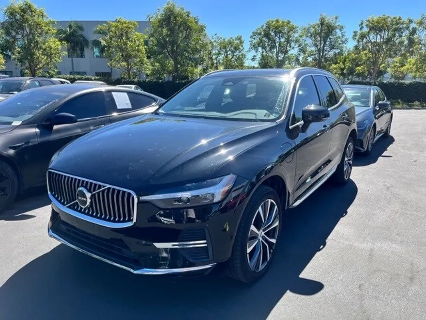 2022 Volvo XC60 Recharge Hybrid T8 Inscription photo 1
